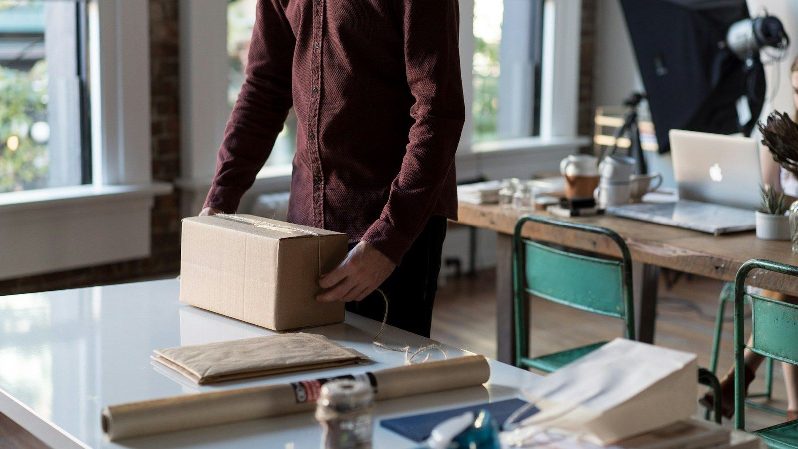 Automatisez vos expéditions avec Sendcloud et les grands transporteurs